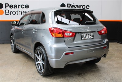 2010 Mitsubishi Rvr - Thumbnail