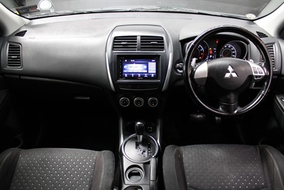 2010 Mitsubishi Rvr - Thumbnail