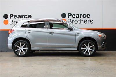2010 Mitsubishi Rvr - Thumbnail