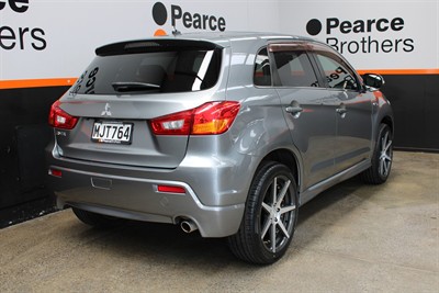 2010 Mitsubishi Rvr - Thumbnail