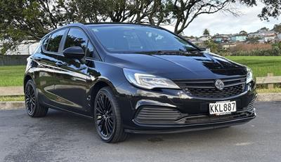 2017 Holden Astra - Thumbnail