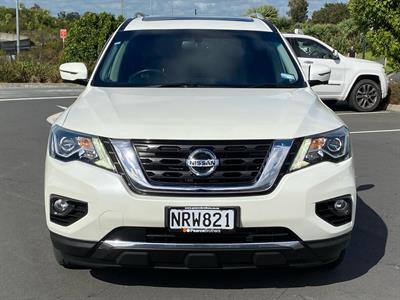 2018 Nissan Pathfinder - Thumbnail
