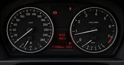 2010 BMW 320i - Thumbnail