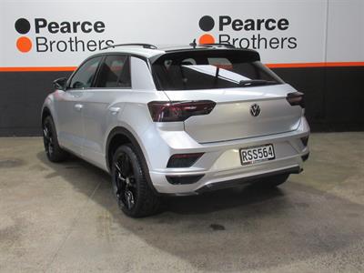 2021 Volkswagen T-Roc - Thumbnail
