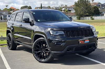 2017 Jeep GRAND CHEROKEE