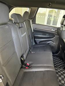 2017 Jeep GRAND CHEROKEE - Thumbnail