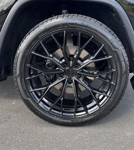 2017 Jeep GRAND CHEROKEE - Thumbnail