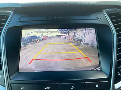 2017 Hyundai SANTA FE - Thumbnail