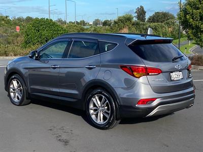 2017 Hyundai SANTA FE - Thumbnail