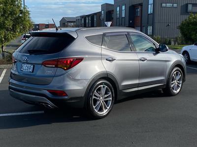 2017 Hyundai SANTA FE - Thumbnail