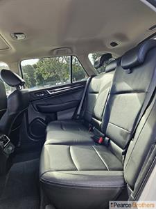 2018 Subaru Outback - Thumbnail