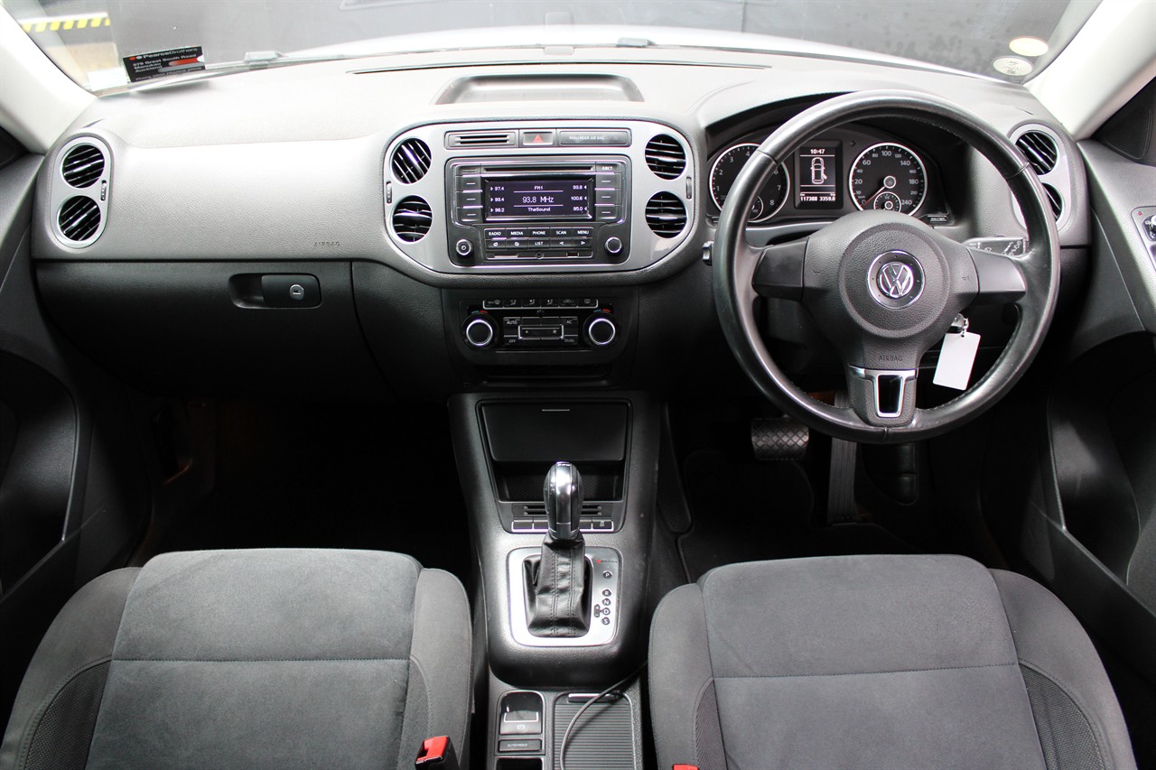 2011 Volkswagen TIGUAN
