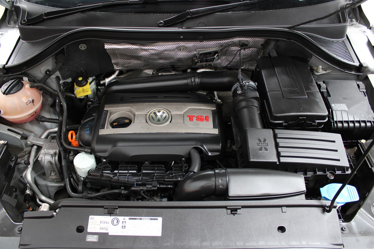 2011 Volkswagen TIGUAN