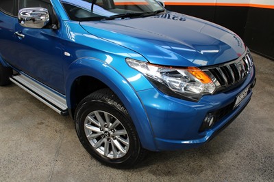 2018 Mitsubishi Triton - Thumbnail