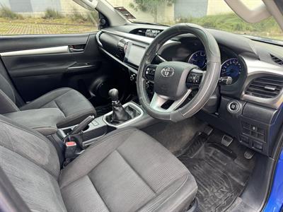 2016 Toyota Hilux - Thumbnail