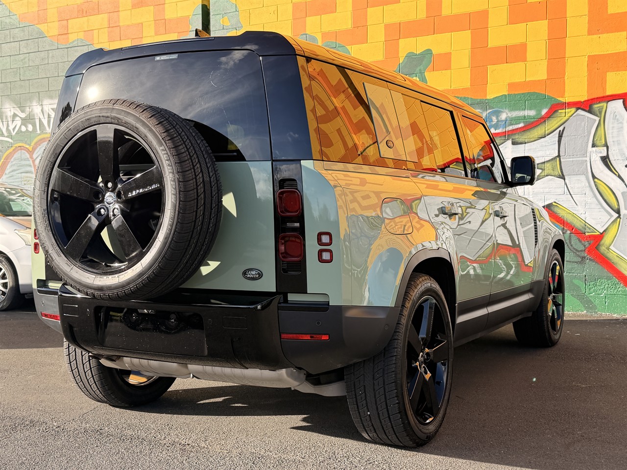 2023 Land Rover DEFENDER
