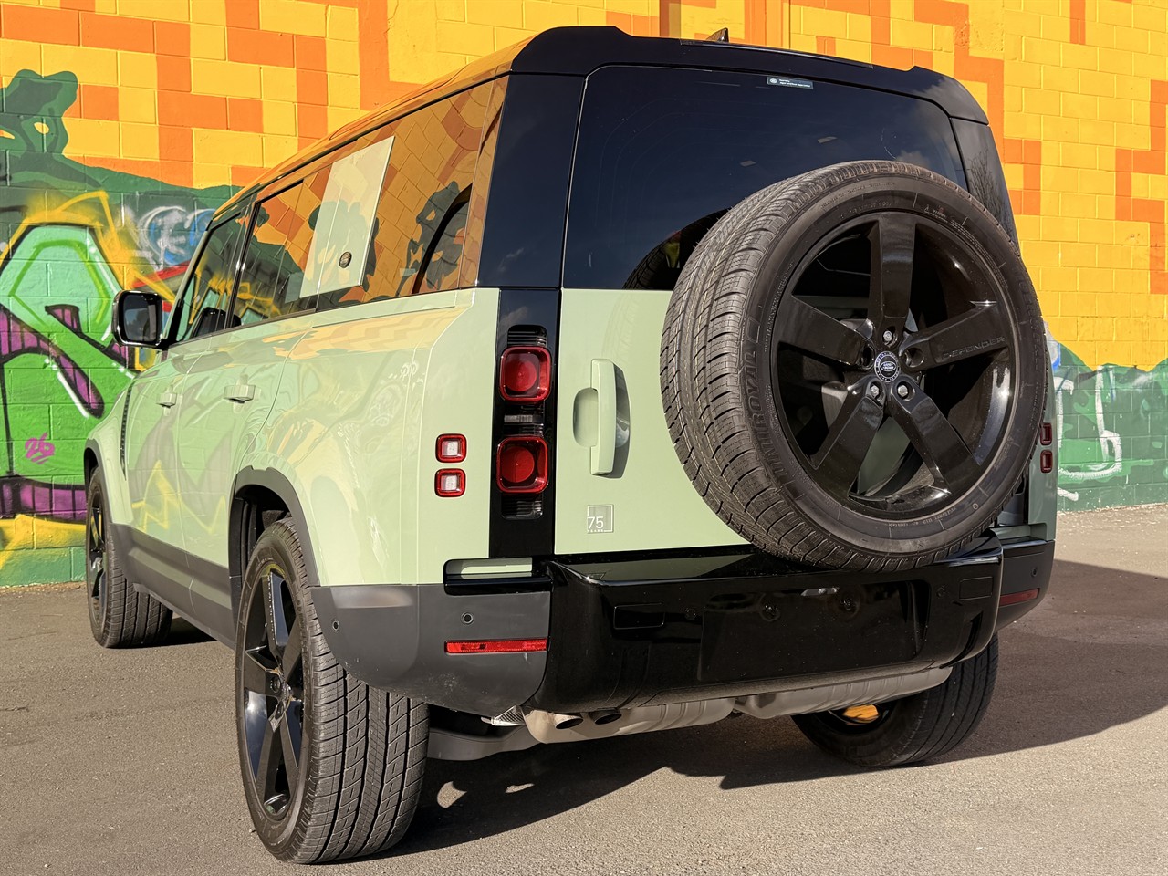 2023 Land Rover DEFENDER