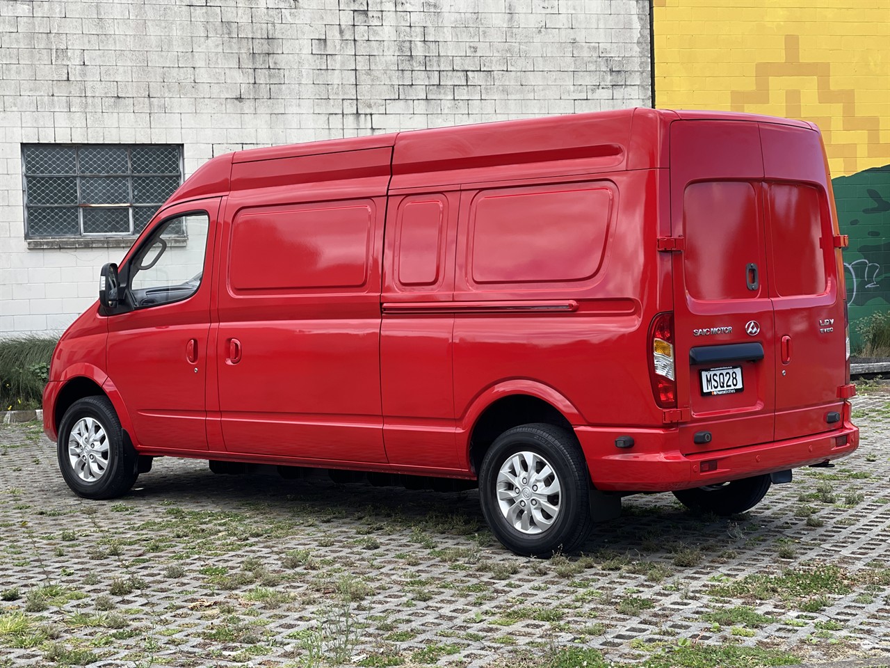 2020 LDV EV80