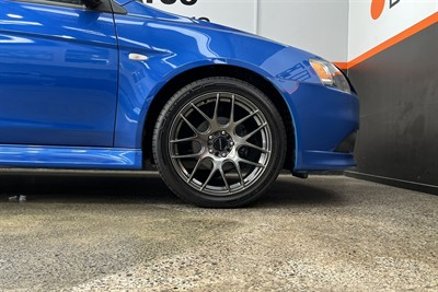 2013 Mitsubishi Lancer - Thumbnail