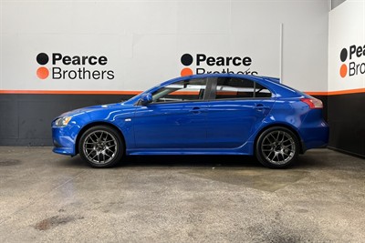 2013 Mitsubishi Lancer - Thumbnail