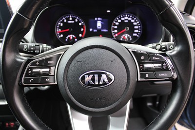 2020 Kia Cerato - Thumbnail