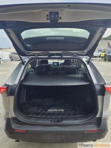 2019 Toyota RAV4 - Thumbnail