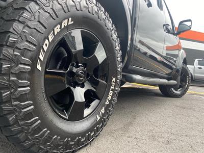 2010 Nissan Navara - Thumbnail