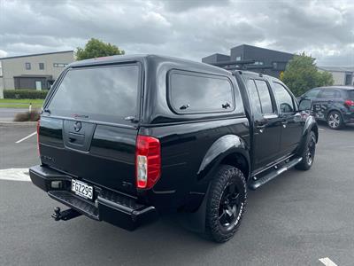 2010 Nissan Navara - Thumbnail