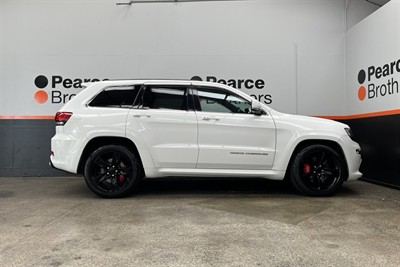 2014 Jeep Grand Cherokee - Thumbnail