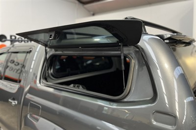2019 Volkswagen Amarok - Thumbnail
