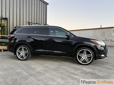 2015 Toyota Highlander - Thumbnail