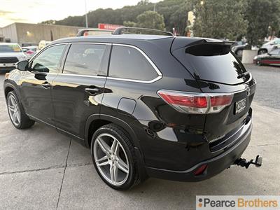 2015 Toyota Highlander - Thumbnail