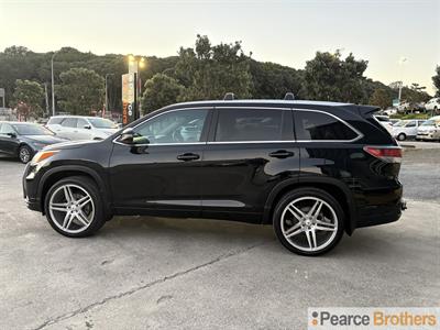 2015 Toyota Highlander - Thumbnail
