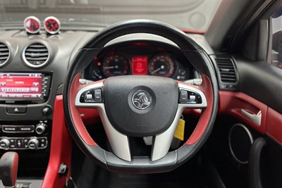 2011 Holden Commodore - Thumbnail