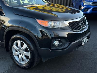 2012 Kia Sorento - Thumbnail