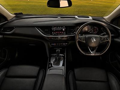 2018 Holden Commodore - Thumbnail
