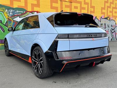 2024 Hyundai Ioniq 5 - Thumbnail