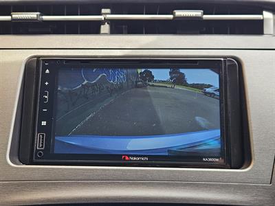 2012 Toyota Prius - Thumbnail