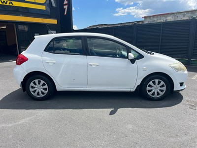 2007 Toyota Corolla - Thumbnail