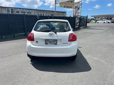 2007 Toyota Corolla - Thumbnail