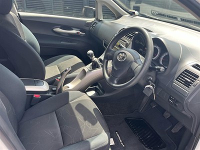 2007 Toyota Corolla - Thumbnail