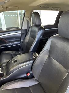 2015 Toyota Highlander - Thumbnail