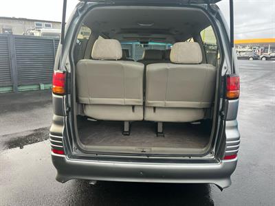 2000 Nissan Elgrand - Thumbnail