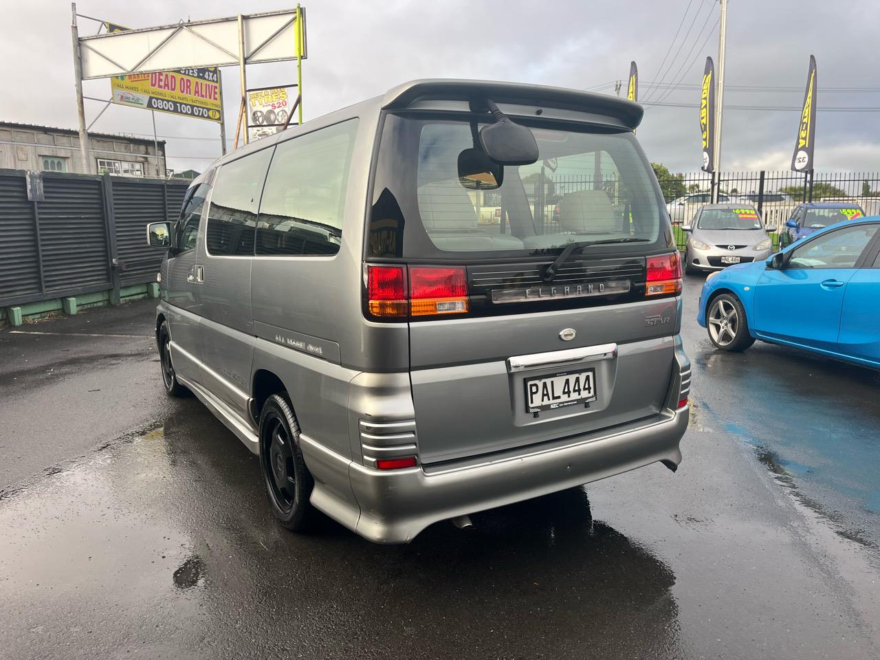 2000 Nissan Elgrand