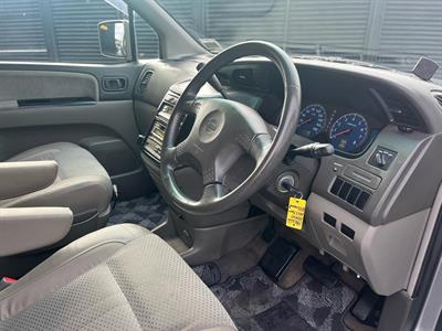 2000 Nissan Elgrand - Thumbnail