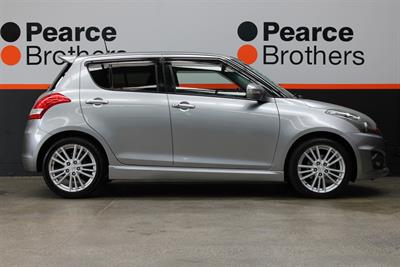 2014 Suzuki Swift - Thumbnail