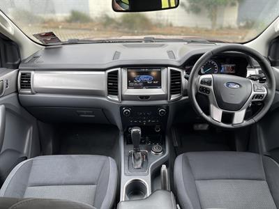2016 Ford Everest - Thumbnail