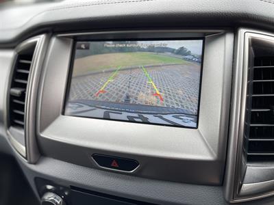 2016 Ford Everest - Thumbnail