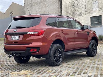 2016 Ford Everest - Thumbnail