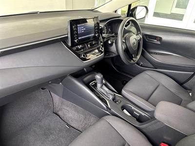 2021 Toyota Corolla - Thumbnail